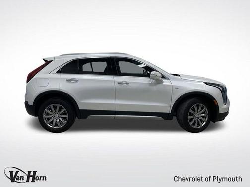 2022 Cadillac XT4 Premium Luxury
