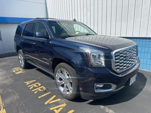 Dark Sapphire Blue Metallic 2019 GMC Yukon Denali