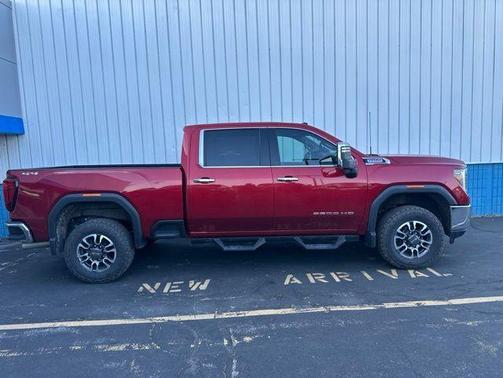 Cayenne Red Tintcoat 2021 GMC Sierra 3500 SLT