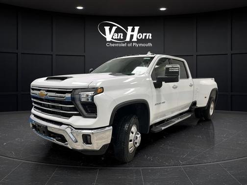 Summit White 2026 Chevrolet Silverado 3500 LTZ
