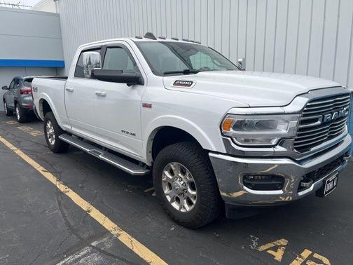 Bright White Clearcoat 2019 RAM 2500 Laramie