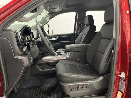 2025 Chevrolet Silverado 2500 LTZ