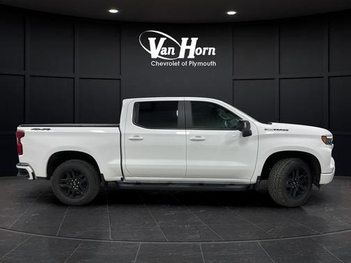 Summit White 2026 Chevrolet Silverado 1500 RST