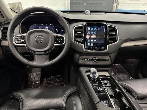 2024 Volvo XC90 Recharge Plug-In Hybrid T8 Ultimate 6-Seater