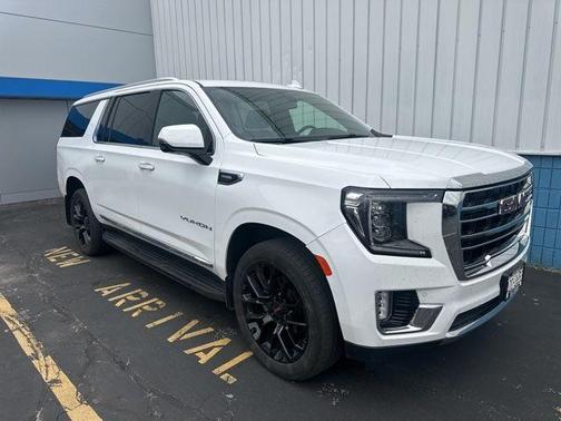 Summit White 2022 GMC Yukon XL SLT