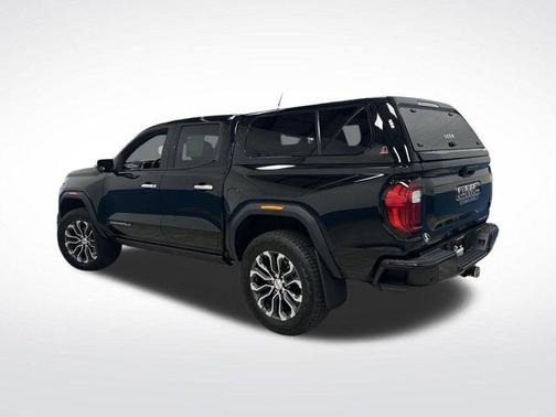 2024 GMC Canyon Denali