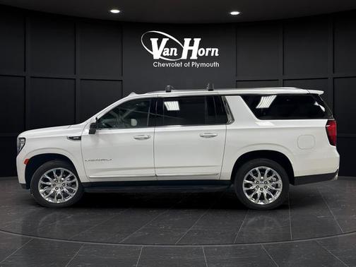 White Frost Tri-Coat 2024 GMC Yukon XL Denali