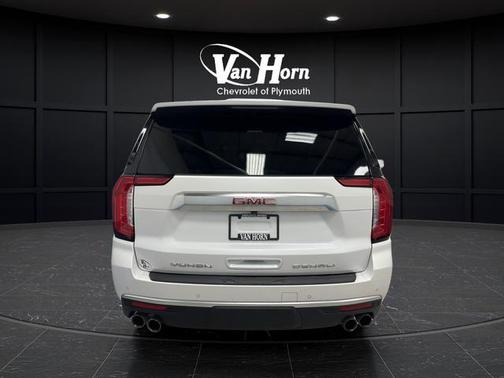 White Frost Tri-Coat 2024 GMC Yukon XL Denali