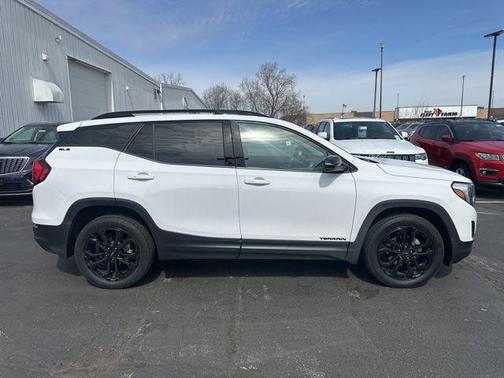 Summit White 2020 GMC Terrain SLE