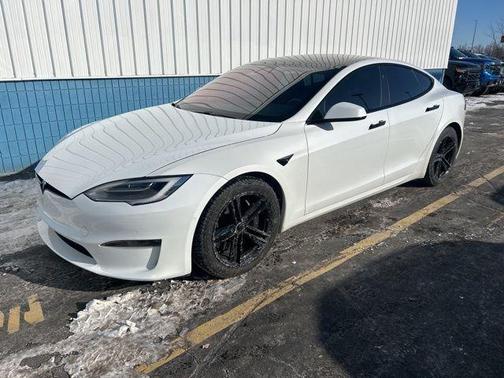 2022 Tesla Model S Plaid