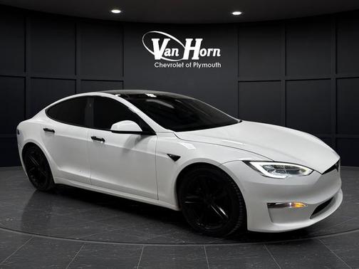 2022 Tesla Model S Plaid