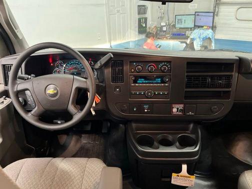 Summit White 2026 Chevrolet Express 3500 Work Van