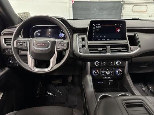 2024 GMC Yukon XL SLE