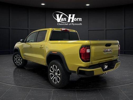 2023 GMC Canyon AT4