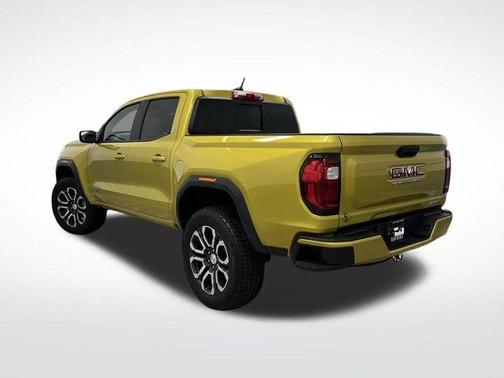 2023 GMC Canyon AT4