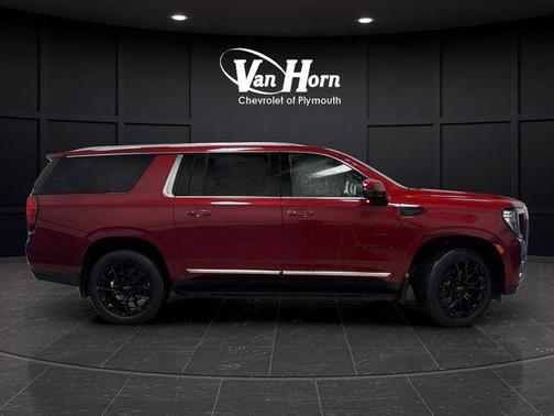 2024 GMC Yukon XL SLT
