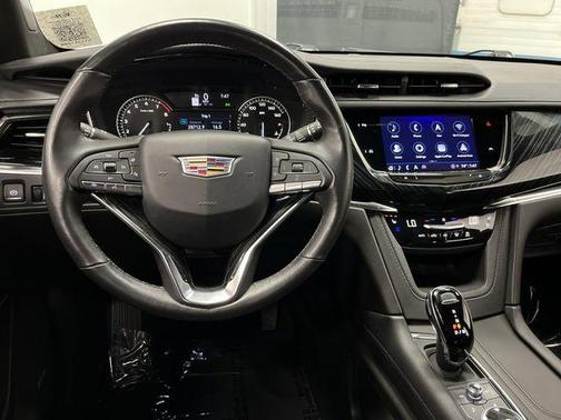 2023 Cadillac XT6 Premium Luxury AWD
