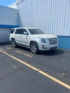2015 Cadillac Escalade Luxury