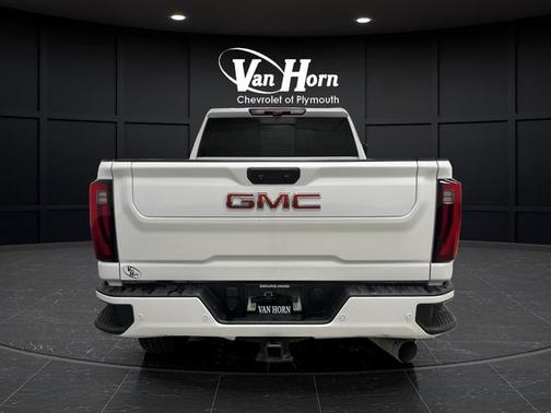 White Frost Tri-Coat 2024 GMC Sierra 2500 Denali