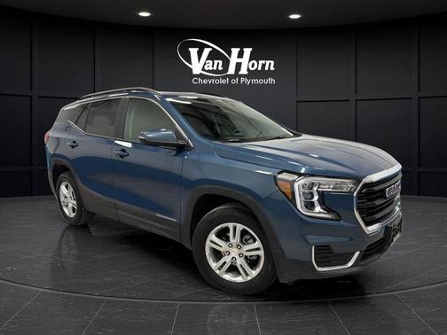 Metallic 2024 GMC Terrain SLE