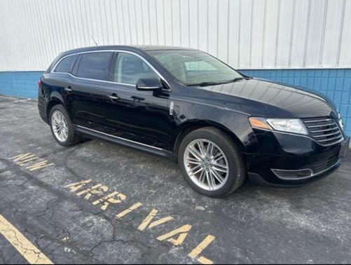 2018 Lincoln MKT Reserve