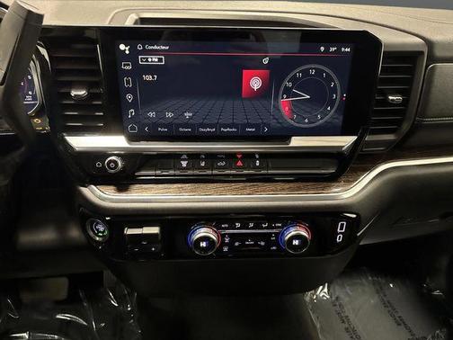 2024 GMC Sierra 2500 SLE