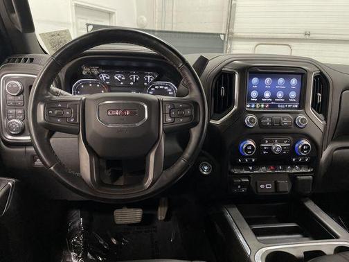 2023 GMC Sierra 2500 AT4