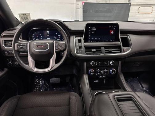 2024 GMC Yukon XL SLE