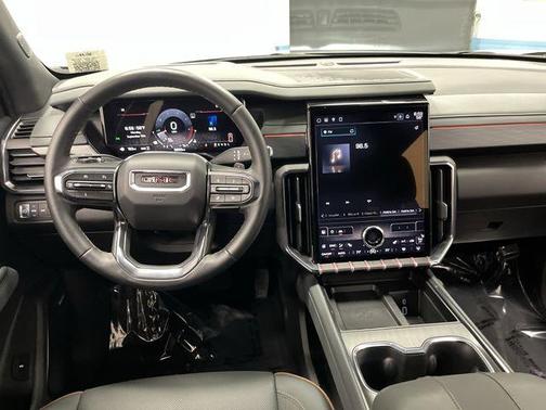 2024 GMC Acadia AT4