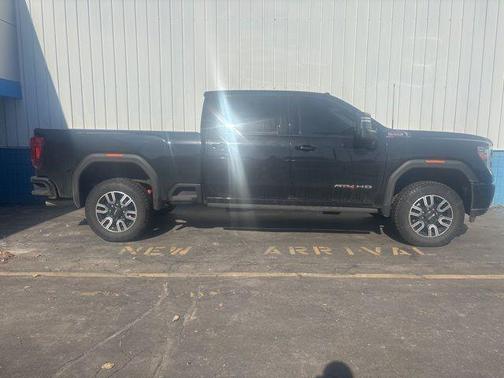 2022 GMC Sierra 2500 AT4