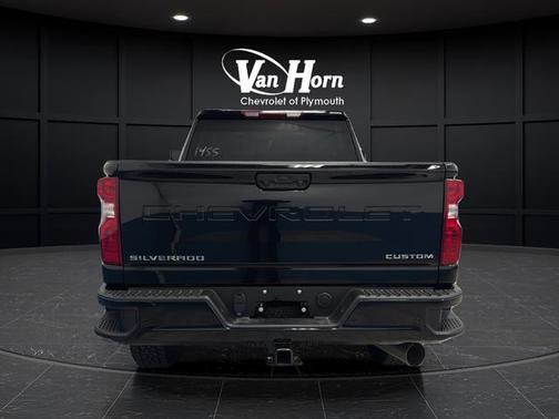 Black 2026 Chevrolet Silverado 2500 Custom