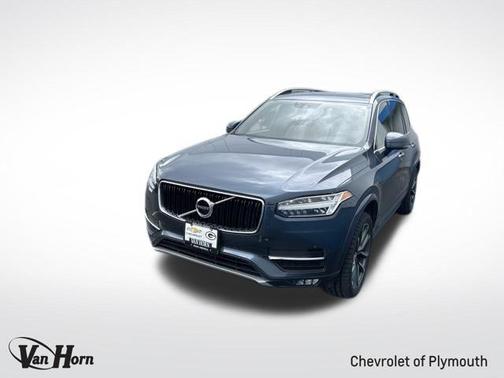 2019 Volvo XC90 T6 Momentum