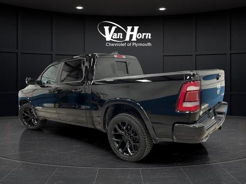 Diamond Black 2019 RAM 1500 Laramie