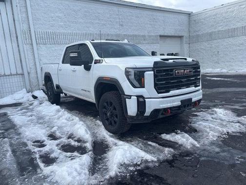 2024 GMC Sierra 2500 AT4