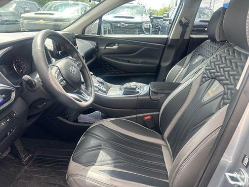 Shimmering Silver Pearl 2023 Hyundai SANTA FE SE