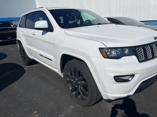 2017 Jeep Grand Cherokee Altitude