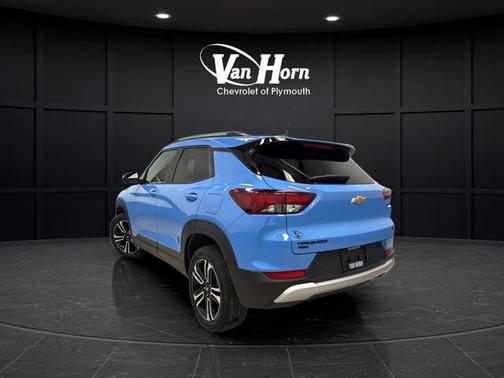 Fountain Blue 2024 Chevrolet Trailblazer LT