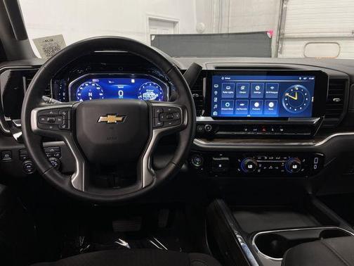 2024 Chevrolet Silverado 3500 LT