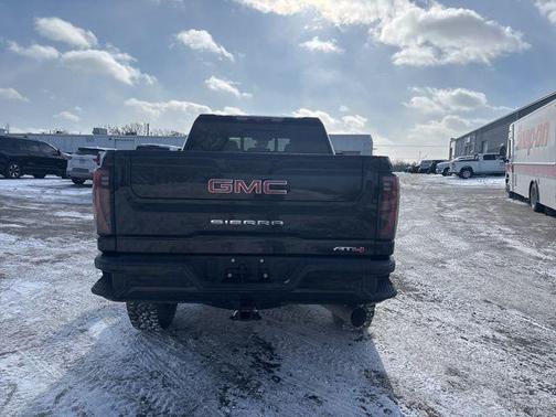 2025 GMC Sierra 3500 AT4