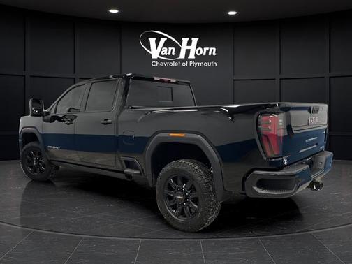 2025 GMC Sierra 3500 AT4