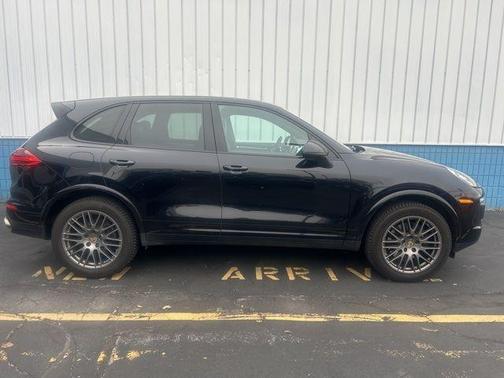 2017 Porsche Cayenne 