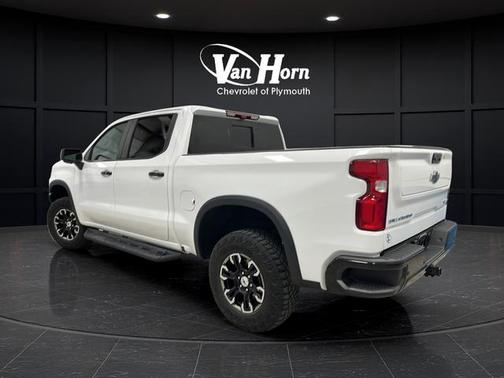 Summit White 2024 Chevrolet Silverado 1500 ZR2