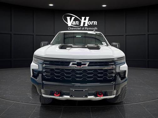Summit White 2024 Chevrolet Silverado 1500 ZR2