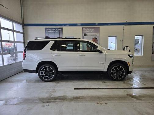 2025 Chevrolet Tahoe RST