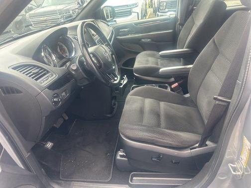 2020 Dodge Grand Caravan SE