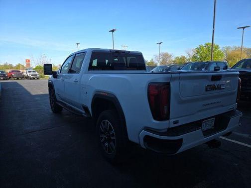 Summit White 2021 GMC Sierra 2500 AT4