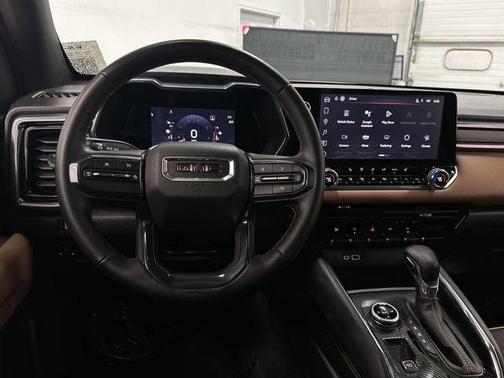 2023 GMC Canyon AT4