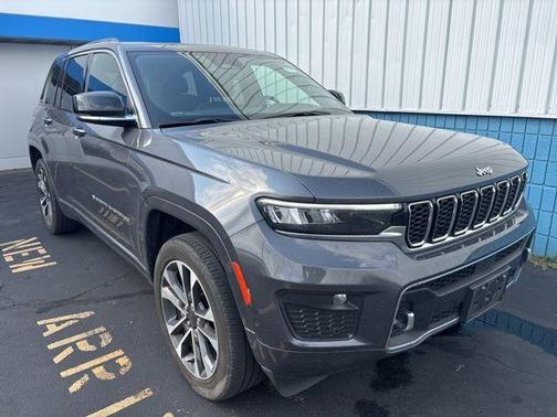 2022 Jeep Grand Cherokee Overland
