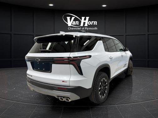 Polar White 2026 Chevrolet Traverse Z71