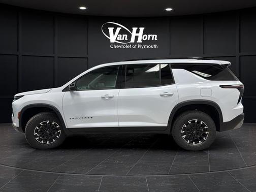 Polar White 2026 Chevrolet Traverse Z71